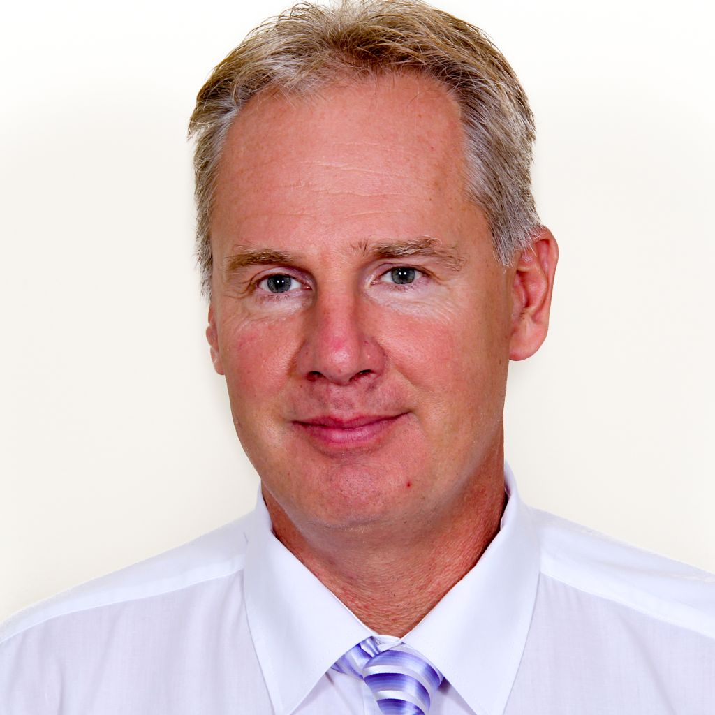 András Tahy MD