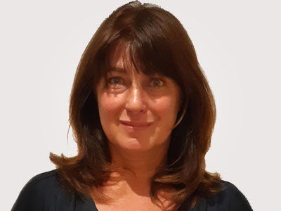 Dr. Váradi Éva