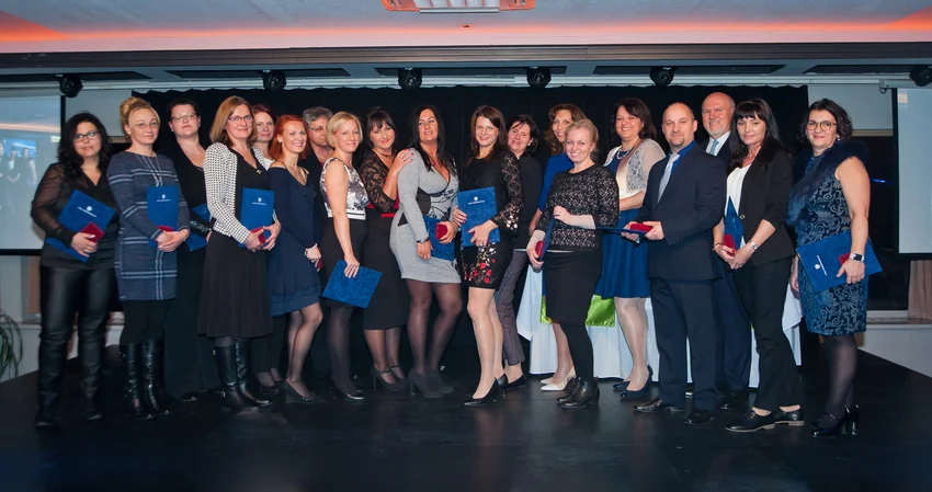 Törzsgárda tagok csoportkép.