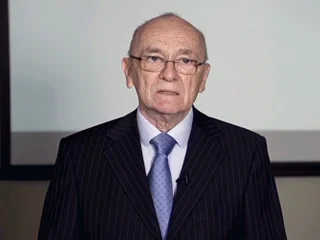 Dr. Várszegi József