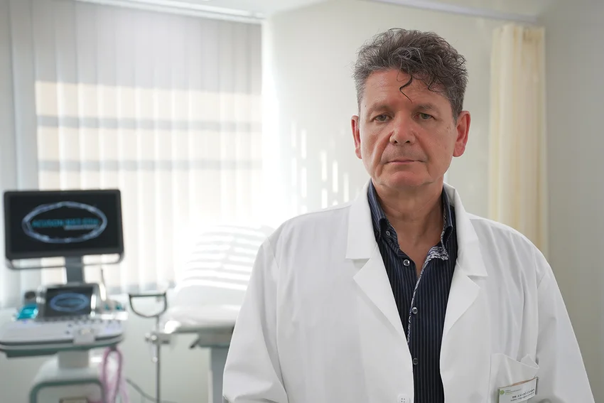dr. Csapó Csaba