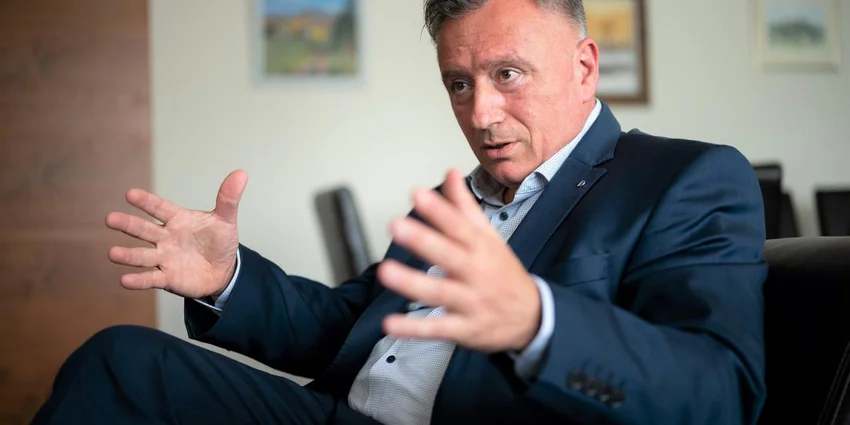 Május végén a felmondási tilalom véget ér, így őszre kiderülhet, hogy marad-e elég orvos az állami kórházakban