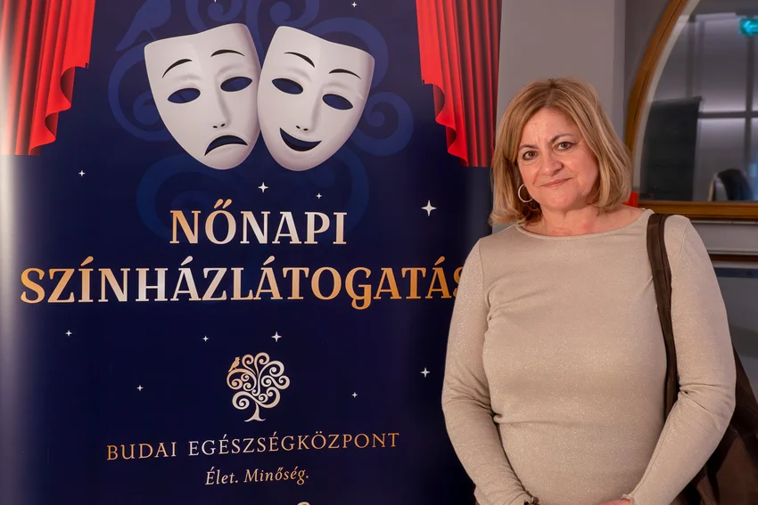 Nőnapi színházlátogatás