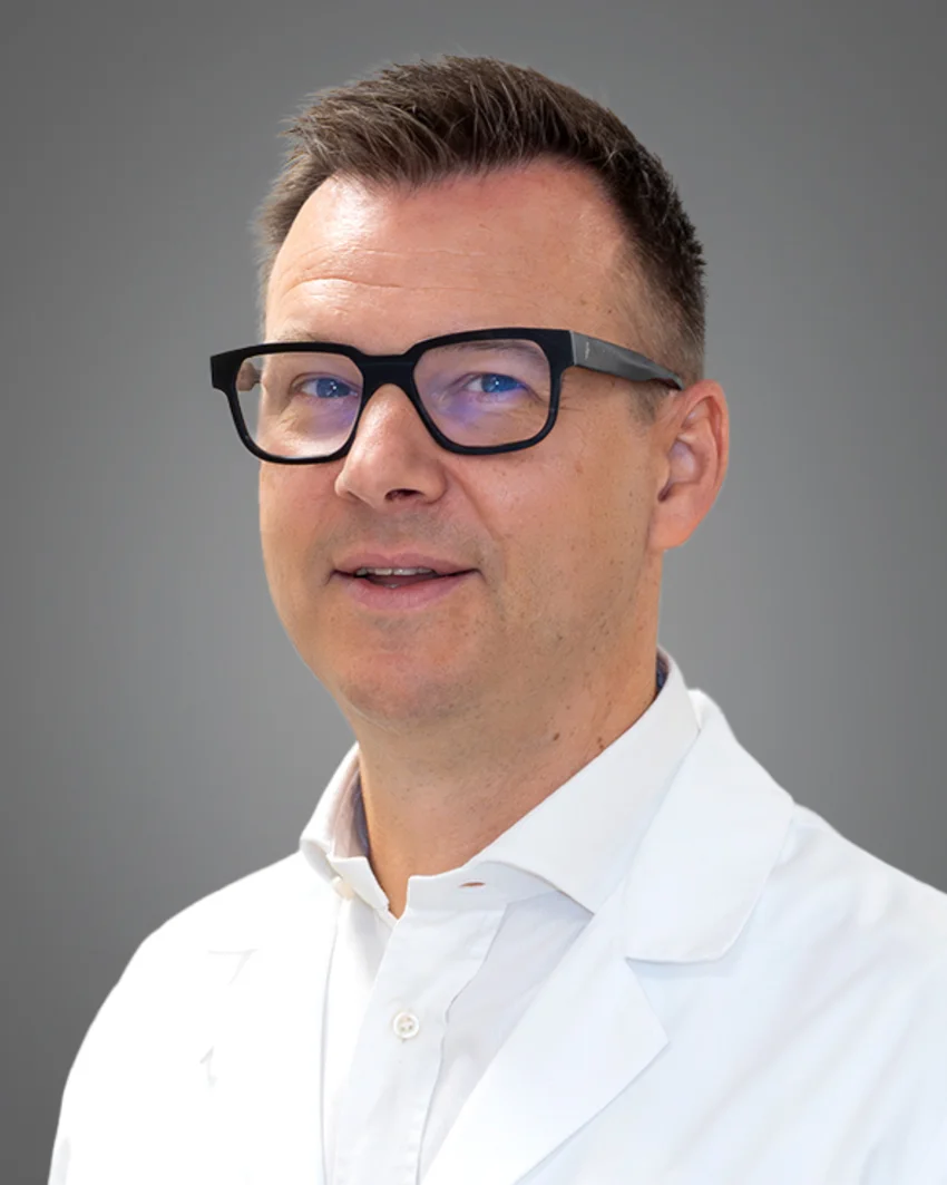 Dr. Németh Tamás ortopédsebész ortopédsebész főorvos