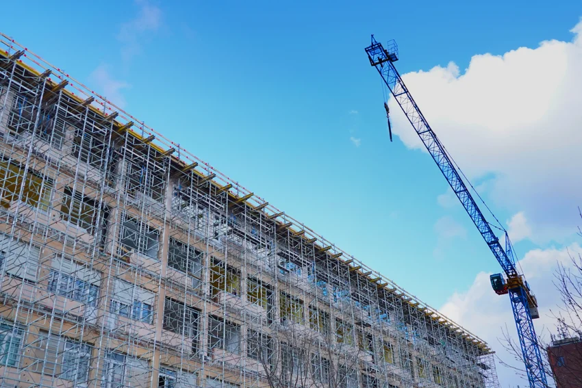 Óriásdaru telepítése Királyhágó utcai telephelyünkön