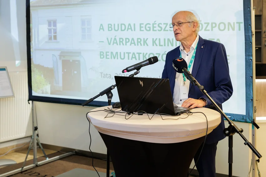 Szakmai bemutatót tartott a Várpark Klinika Tata