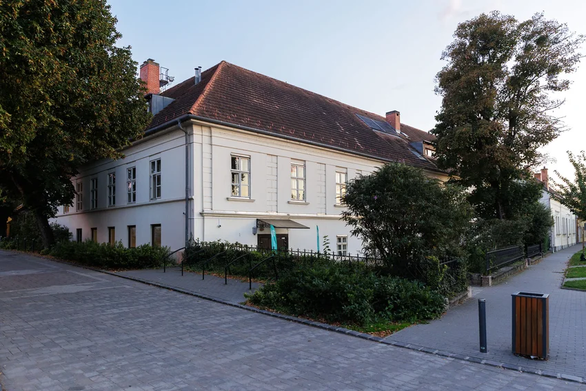 Szakmai bemutatót tartott a Várpark Klinika Tata