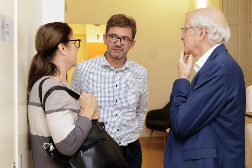 Szakmai bemutatót tartott a Várpark Klinika Tata
