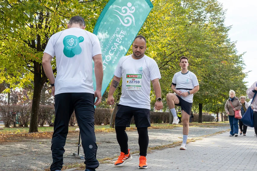 Rekordlétszáma a pályán - duplájára nőtt futócsapattal indultunk a hétvégi futófesztiválon