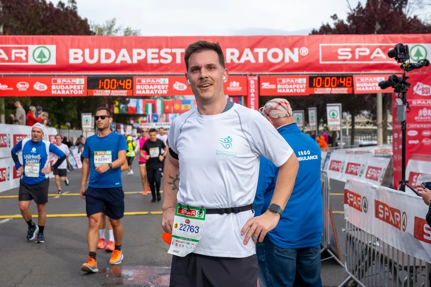 Rekordlétszáma a pályán - duplájára nőtt futócsapattal indultunk a hétvégi futófesztiválon