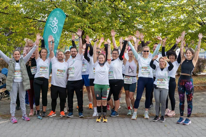 Rekordlétszáma a pályán - duplájára nőtt futócsapattal indultunk a hétvégi futófesztiválon