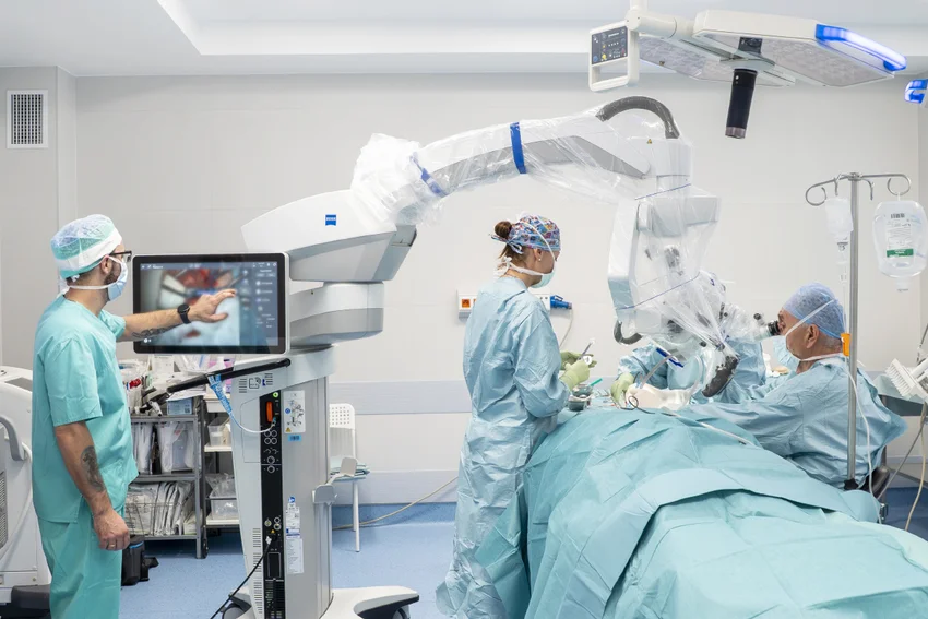 „Magas színvonalú, egyedülálló fül-orr-gégészeti sebészet született”