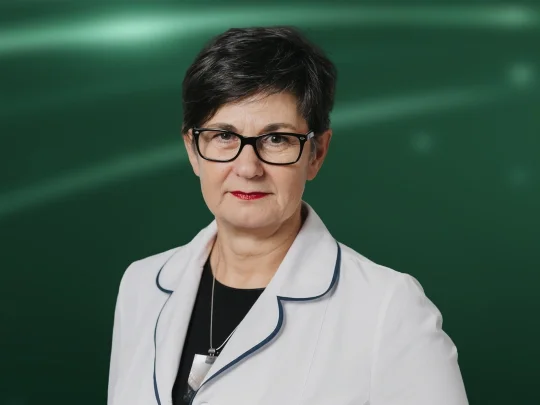 Dr. Puhl Mária
