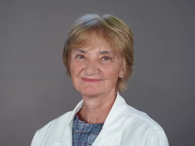 Dr. Kovács Eszter