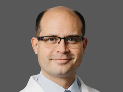 Dr. Csákány Tibor - Budai Egészségközpont gerincgyógyász