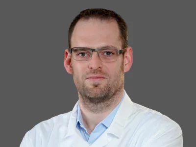Dr. Csécsei György - Budai Egészségközpont gerincgyógyász