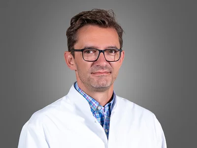 Dr. Bárdos Tamás